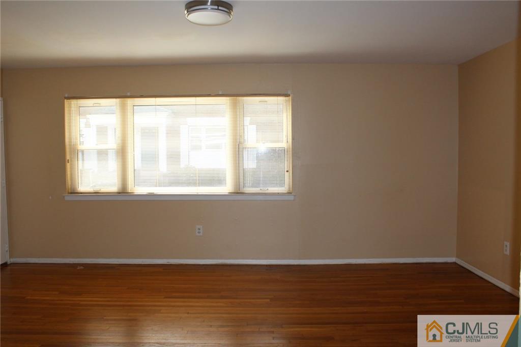 170 Evergreen Road, Unit 19A Metuchen, NJ 08840 - Photo 7 of 22 Gallery Image 7