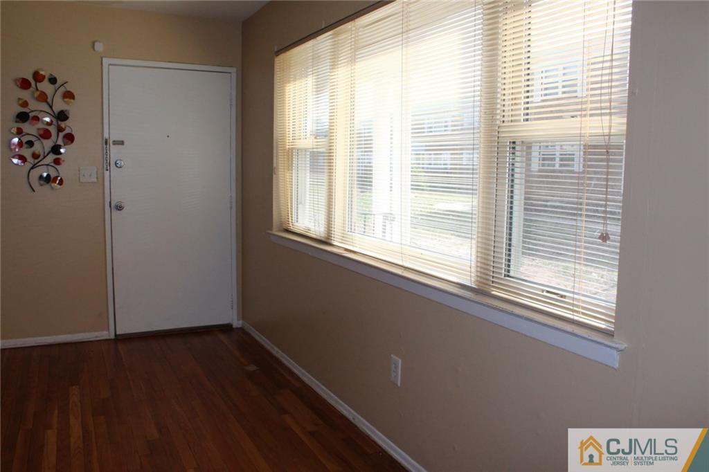 170 Evergreen Road, Unit 19A Metuchen, NJ 08840 - Photo 10 of 22 Gallery Image 10
