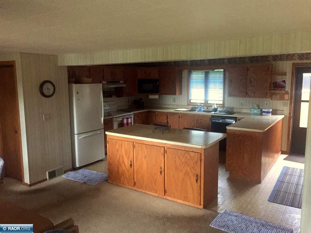 9166 Hibbing Point Road Cook, MN 55723 - Photo 3 of 19 Gallery Image 3