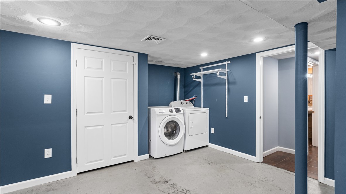339 George Arden Avenue Warwick, RI 02886 - Photo 31 of 42