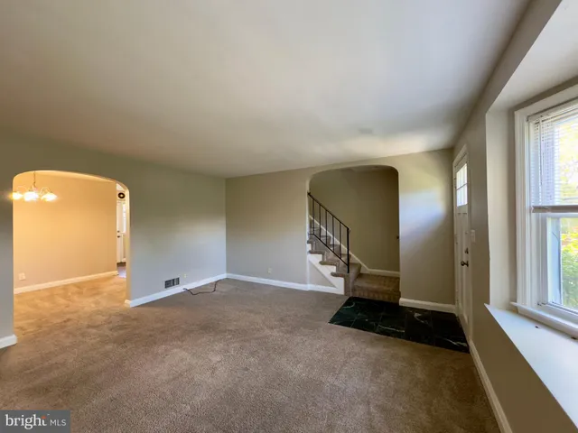 $1,670 | 235 Blakeney Road, Catonsville, MD 21228