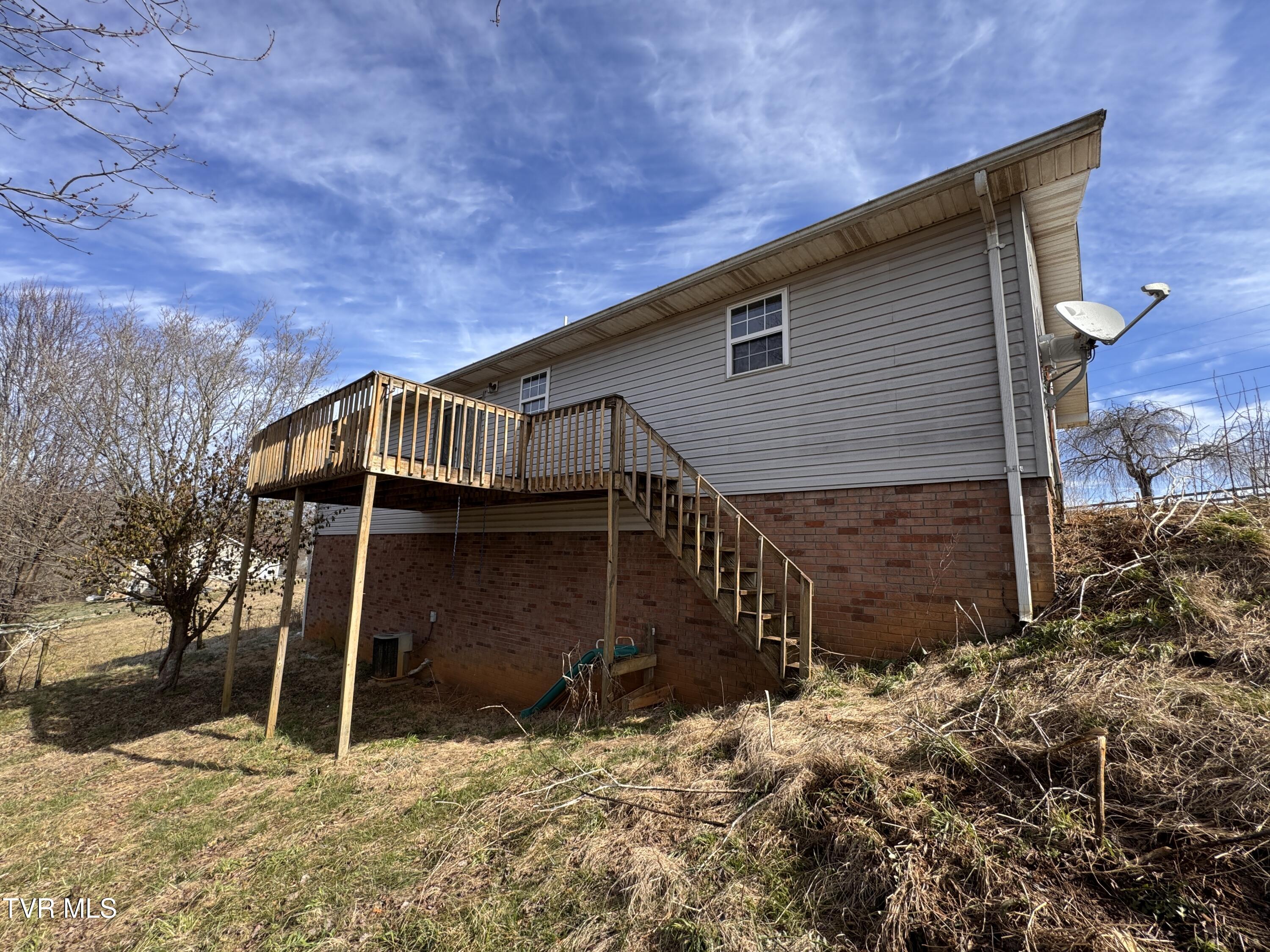 111 Miller Street Limestone, TN 37681 - Photo 5 of 38 IMG_3167