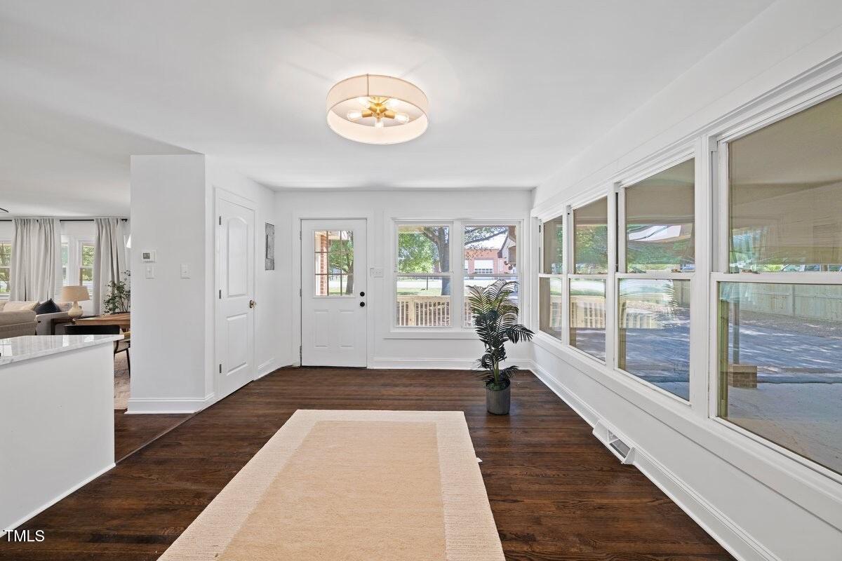 6910 Herndon Road Durham, NC 27713 - Photo 18 of 70 6c957e01-db93-4549-9242-d06e6b7337f4