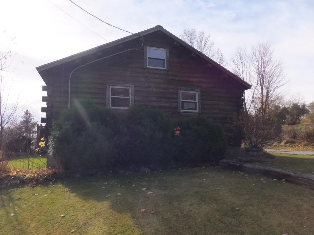 227 West Main Street Lunenburg, VT 05906 - Photo 5 of 14