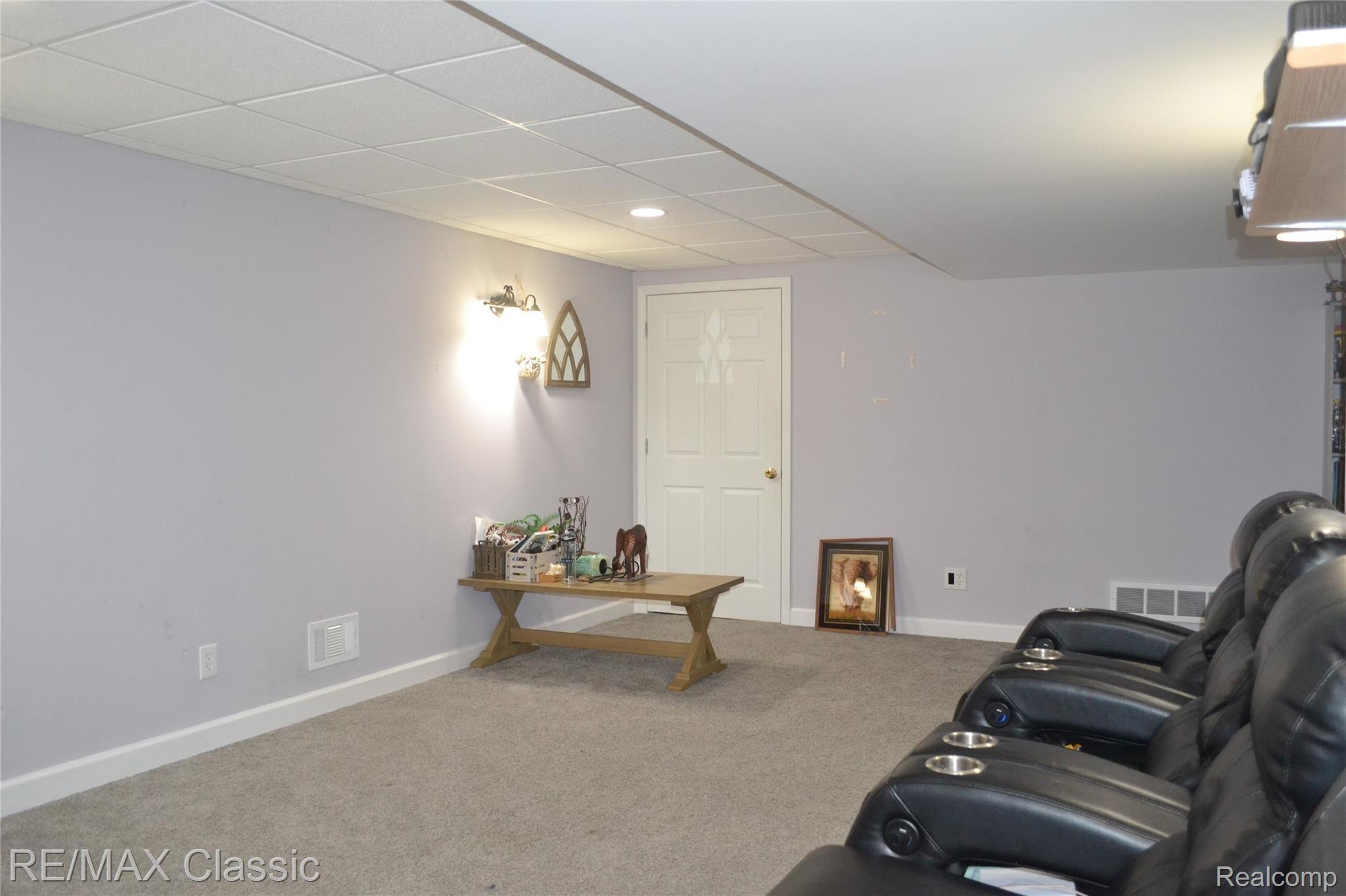 3001 East Commerce Road Commerce Township, MI 48382 - Photo 37 of 39 Rec Room