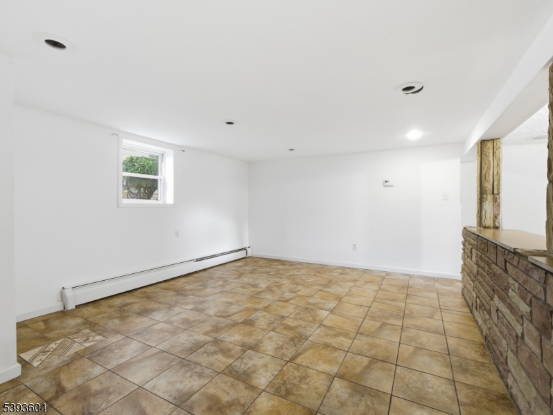 31 Massey Street Lodi, NJ 07644 - Photo 13 of 24