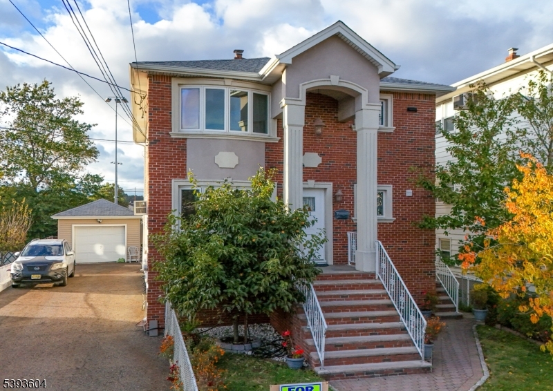 31 Massey Street Lodi, NJ 07644 - Photo 2 of 24