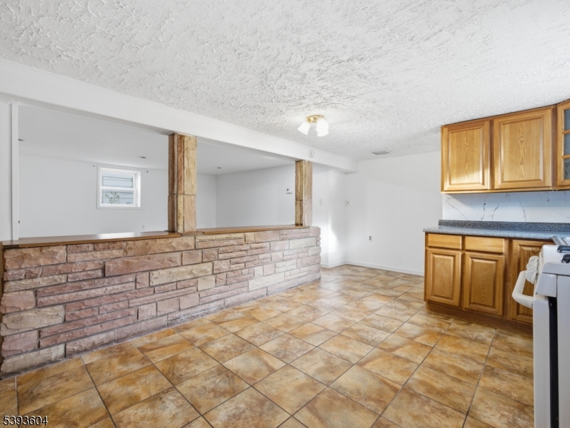 31 Massey Street Lodi, NJ 07644 - Photo 8 of 24