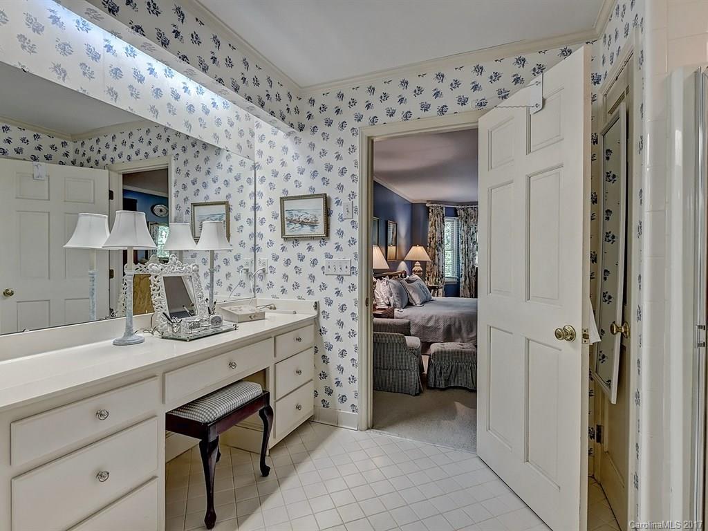 4649 Curraghmore Road Charlotte, NC 28210 - Photo 17 of 23 Gallery Image 17