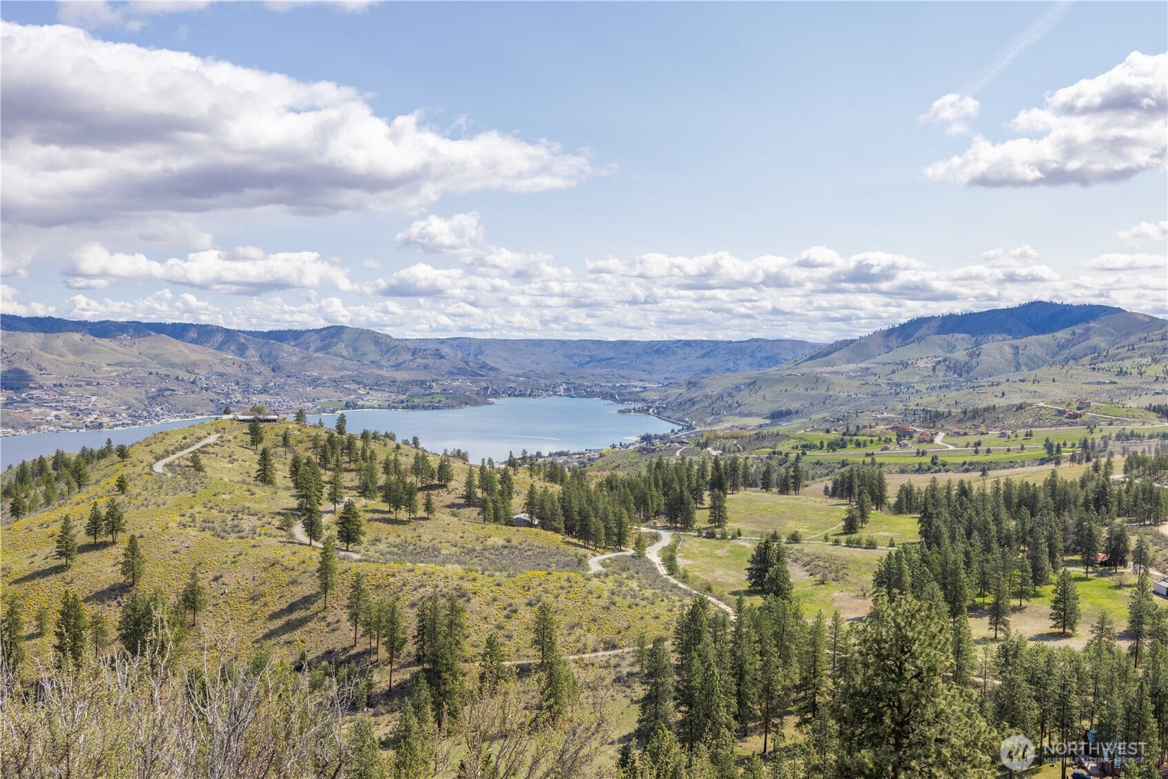 1 Bear Mountain Road Chelan, WA 98816 - Photo 20 of 40
