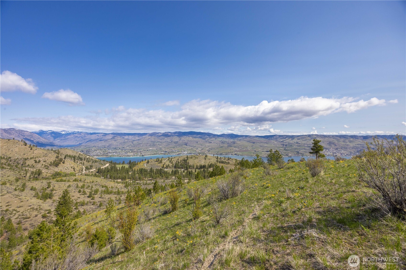 1 Bear Mountain Road Chelan, WA 98816 - Photo 10 of 40