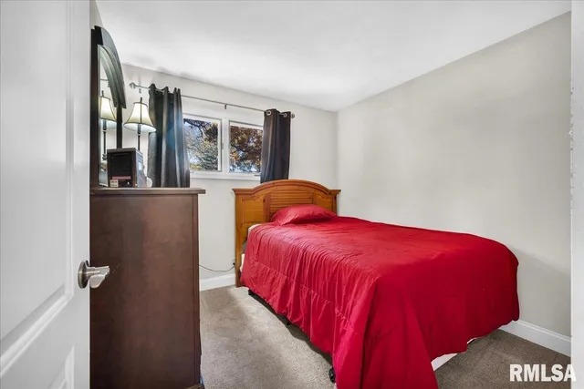 $249,900 | 10422 North North Forest Trail, Peoria, IL 61615