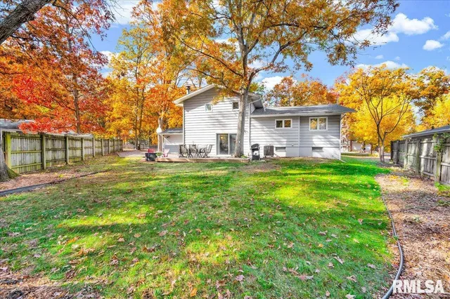 $249,900 | 10422 North North Forest Trail, Peoria, IL 61615