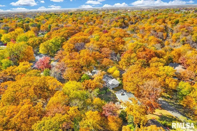 $249,900 | 10422 North North Forest Trail, Peoria, IL 61615