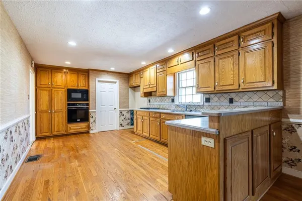 $340,000 | 184 Kenvilla Drive Northwest, Tucker, GA 30084