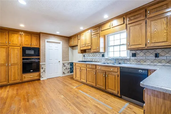 $340,000 | 184 Kenvilla Drive Northwest, Tucker, GA 30084