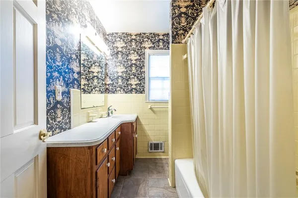 $340,000 | 184 Kenvilla Drive Northwest, Tucker, GA 30084