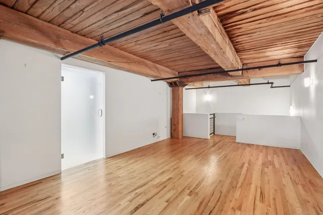 $865,000 | 1000 West Washington Boulevard, Unit 137, Chicago, IL 60607