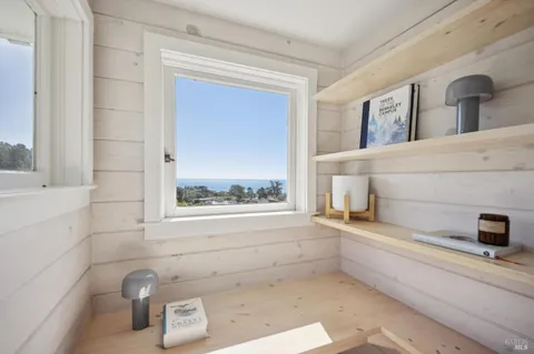$3,680,000 | 40 Laurel Avenue, Stinson Beach, CA 94970