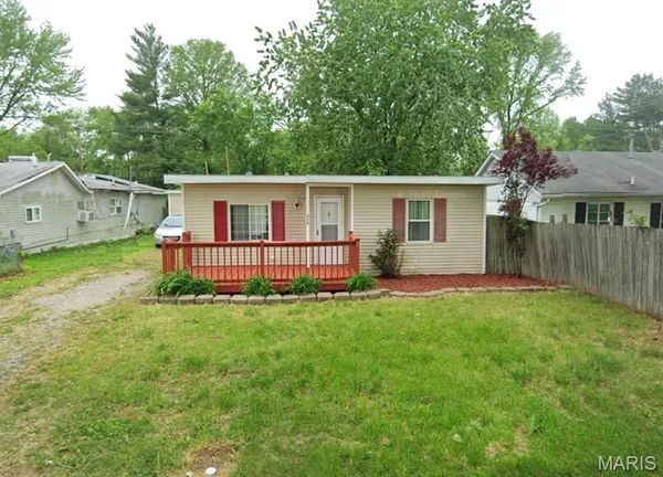 $1,100 | 939 Green Mt Lane, Belleville, IL 62220