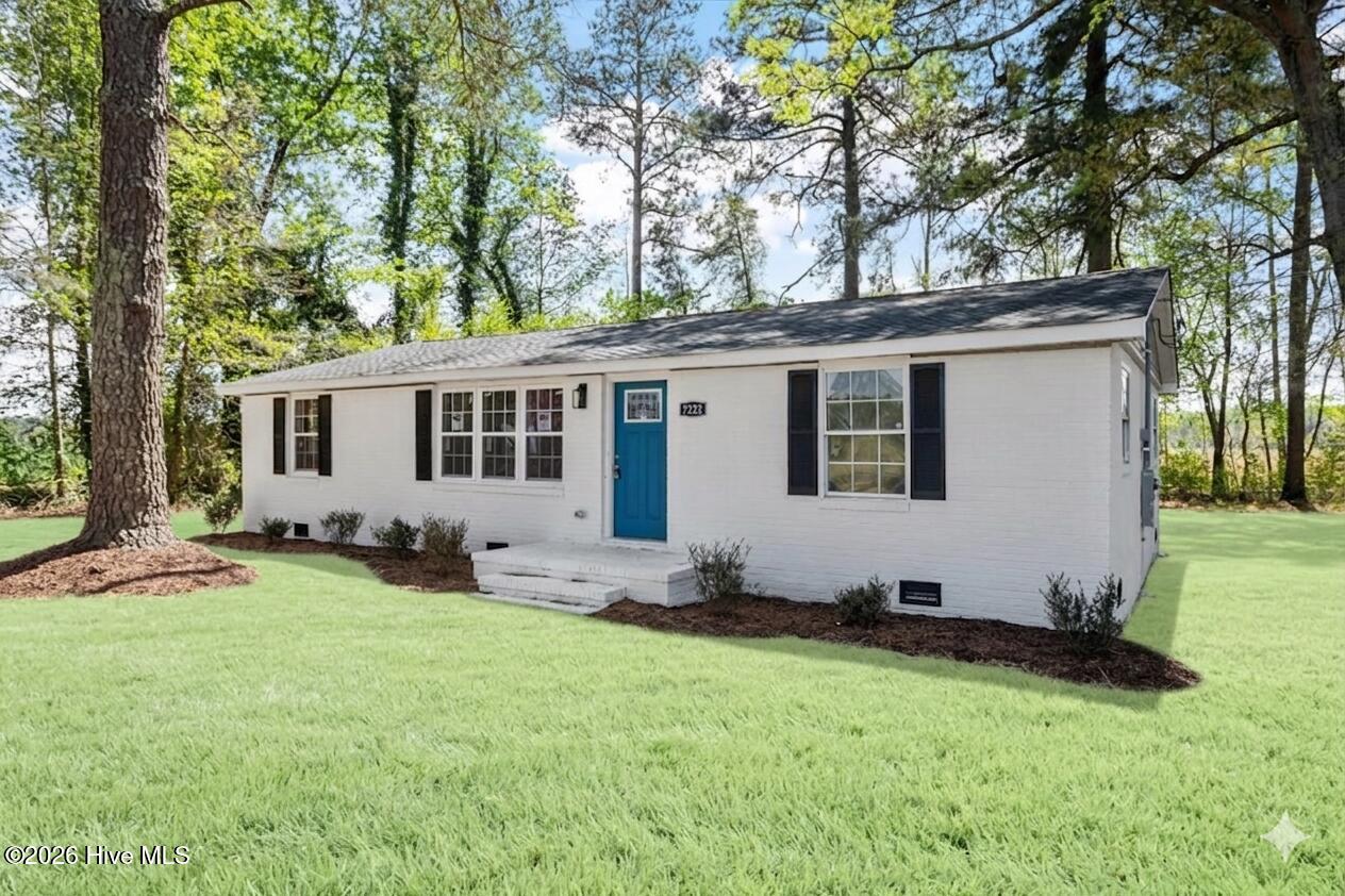 7222 Thorne Farm front