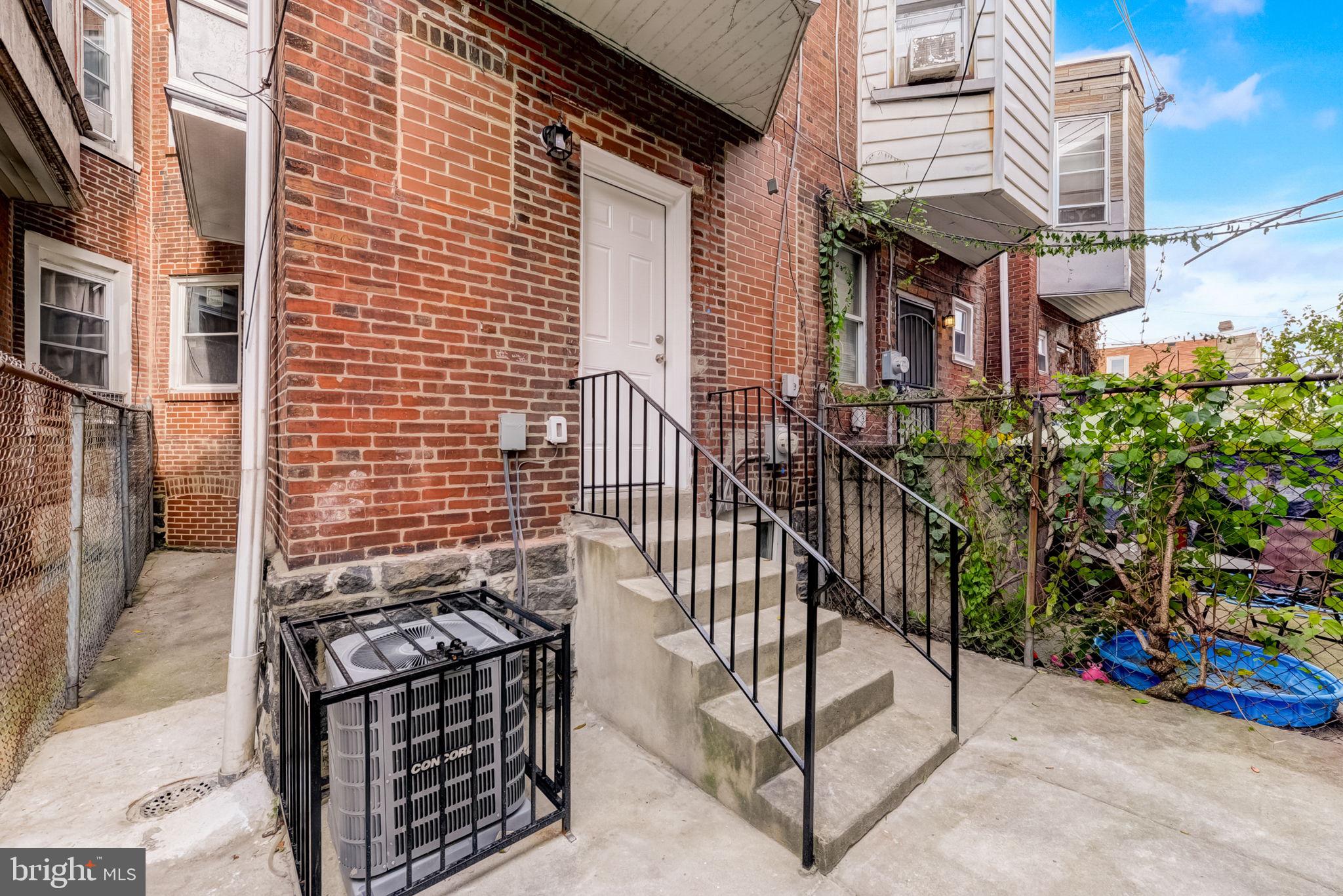 5306 Race Street Philadelphia, PA 19139 - Photo 12 of 15 Back