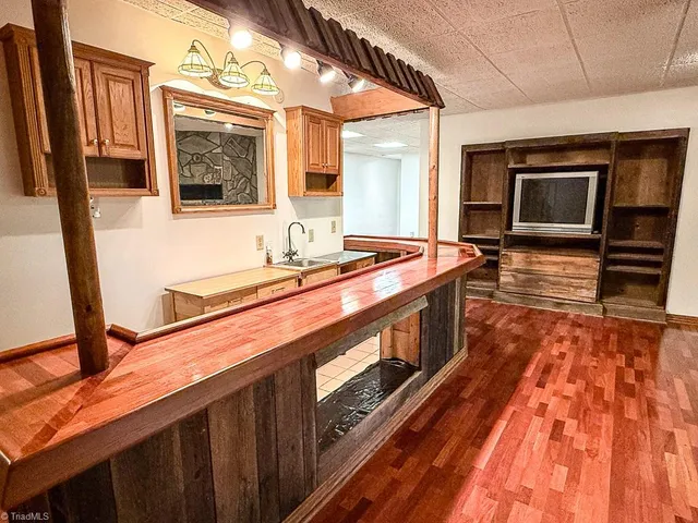 $749,000 | 198 Ball Hill Place, Marshall, NC 28753