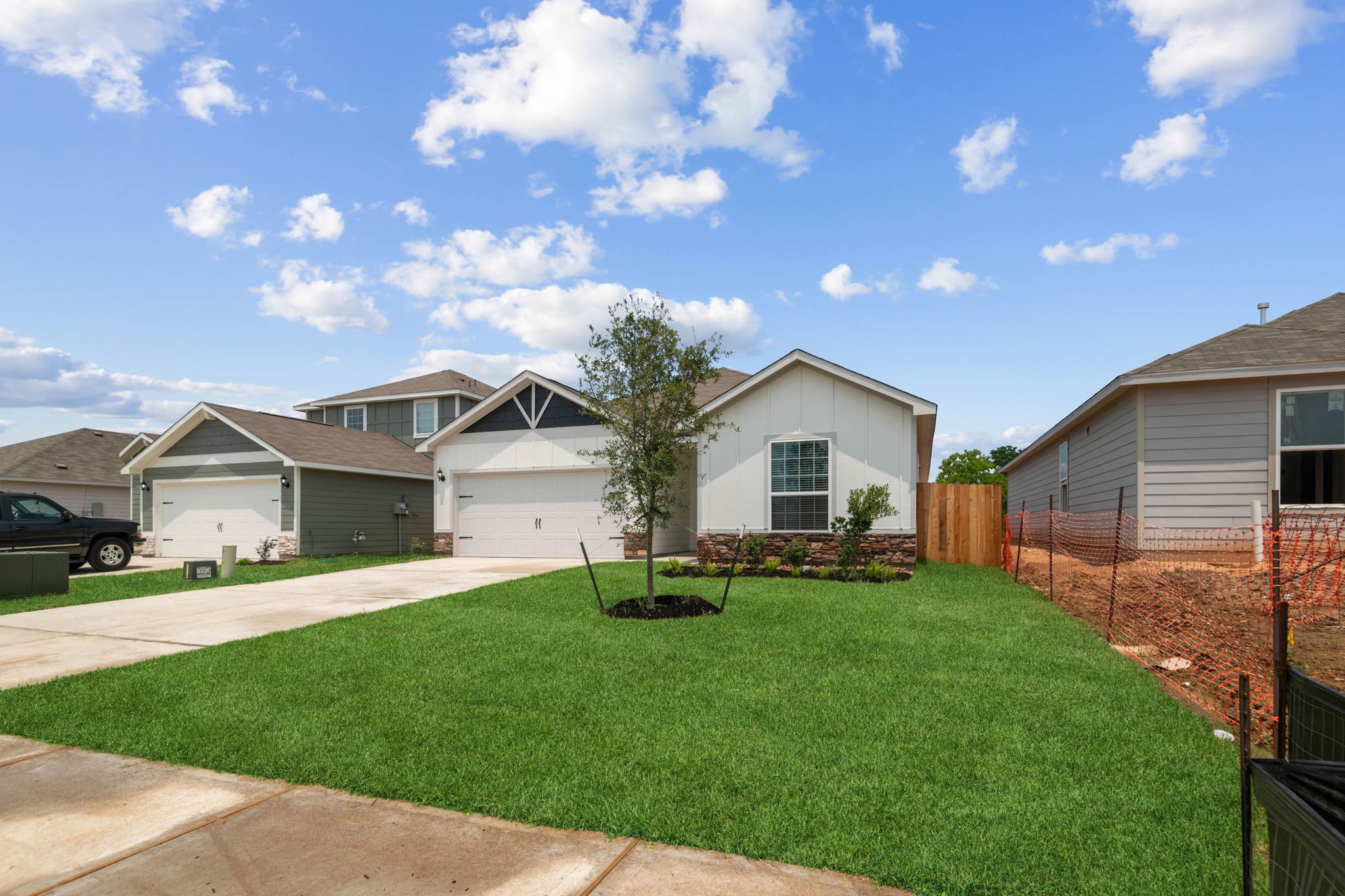 356 Fastboy Lane Waller, TX 77484 - Photo 2 of 20