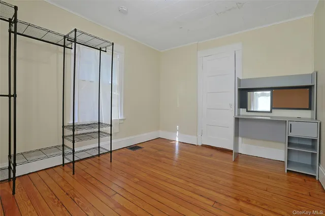 $1,800 | 105 South Broadway, Unit 6, Nyack, NY 10960