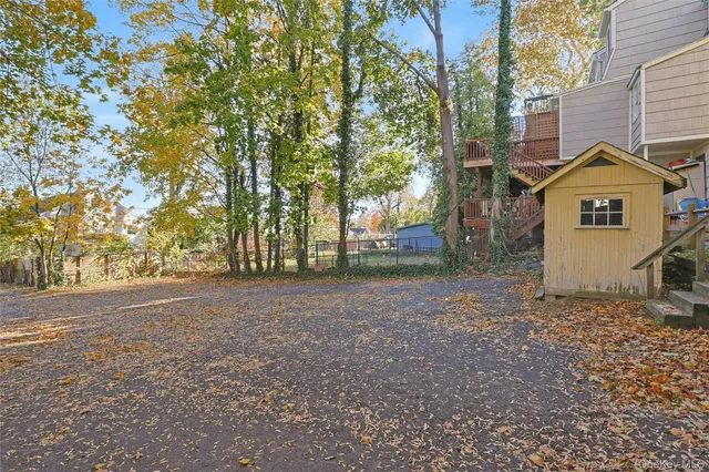 $1,800 | 105 South Broadway, Unit 6, Nyack, NY 10960