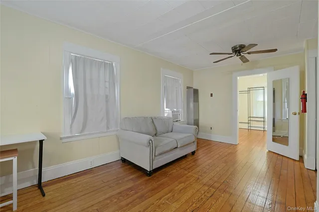 $1,800 | 105 South Broadway, Unit 6, Nyack, NY 10960