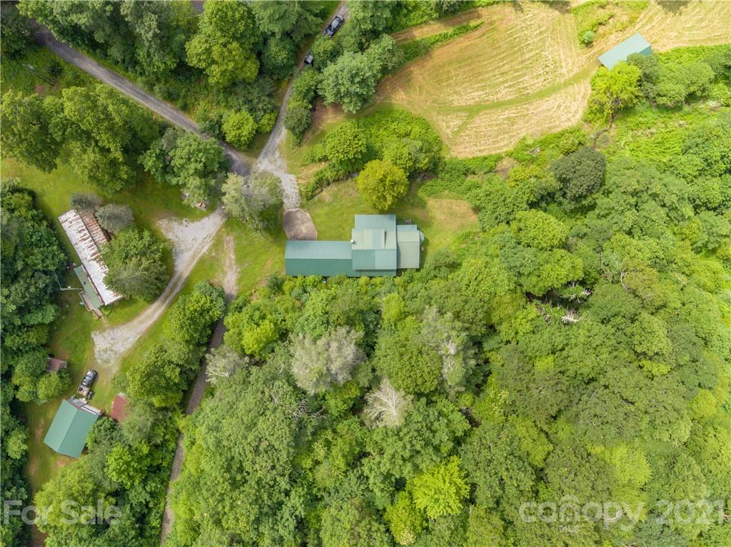 514 Crabtree Road Spruce Pine, NC 28777 - Photo 13 of 42 Gallery Image 13