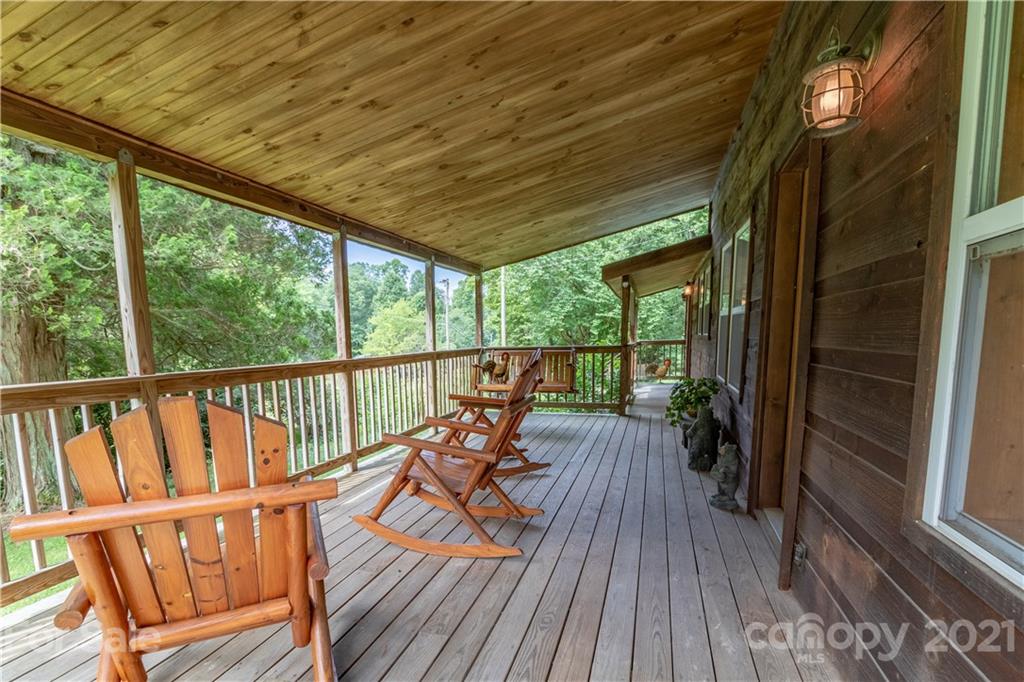 514 Crabtree Road Spruce Pine, NC 28777 - Photo 15 of 42 Gallery Image 15