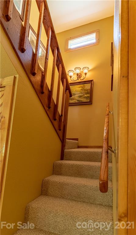 514 Crabtree Road Spruce Pine, NC 28777 - Photo 33 of 42 Gallery Image 33