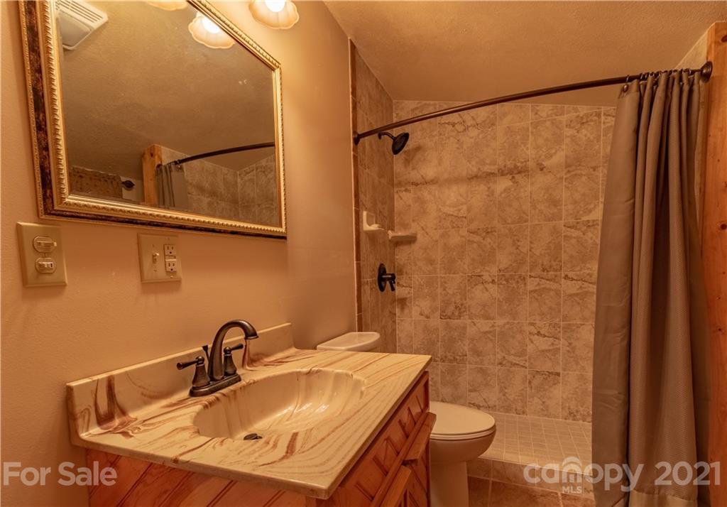 514 Crabtree Road Spruce Pine, NC 28777 - Photo 36 of 42 Gallery Image 36