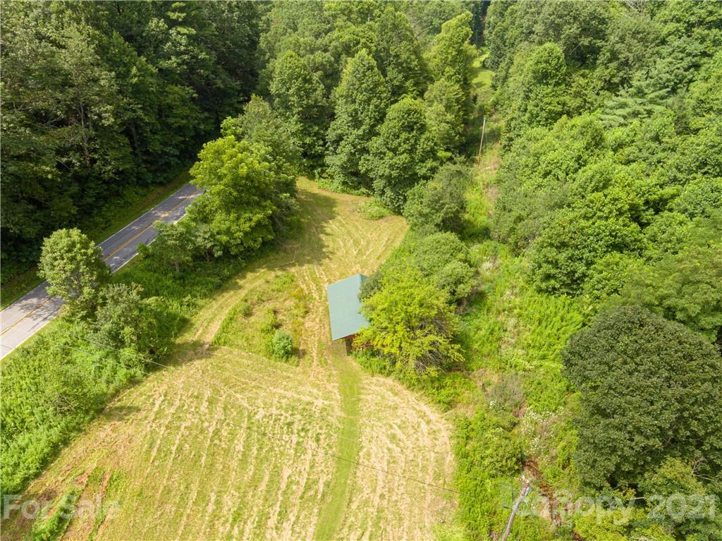 514 Crabtree Road Spruce Pine, NC 28777 - Photo 6 of 42 Gallery Image 6