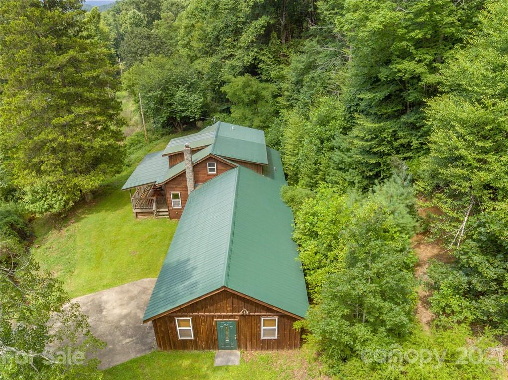 514 Crabtree Road Spruce Pine, NC 28777 - Photo 8 of 42 Gallery Image 8