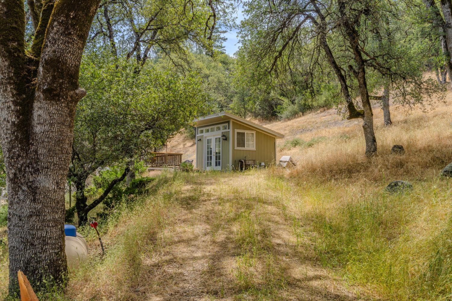 8531 Sheep Ranch Road Mountain Ranch, CA 95246 - Photo 27 of 47