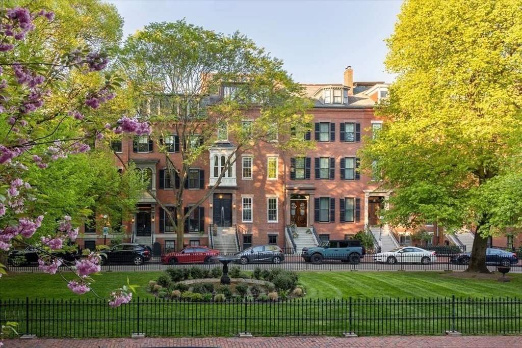 20 Union Park, Unit 4 Boston, MA 02118 - Photo 1 of 11