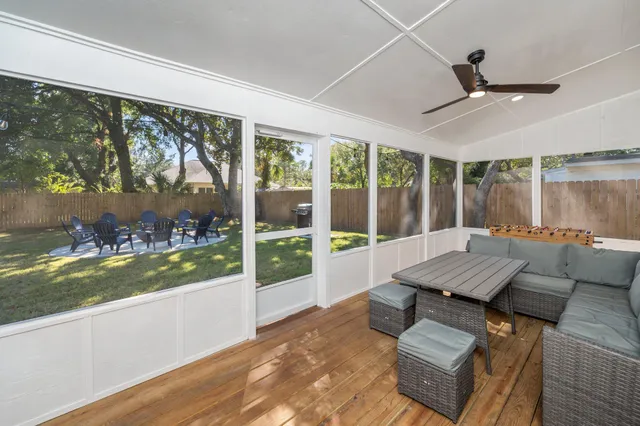 $475,000 | 342 Hollywood Boulevard Northeast, Fort Walton Beach, FL 32548