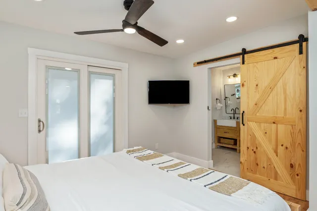 $475,000 | 342 Hollywood Boulevard Northeast, Fort Walton Beach, FL 32548