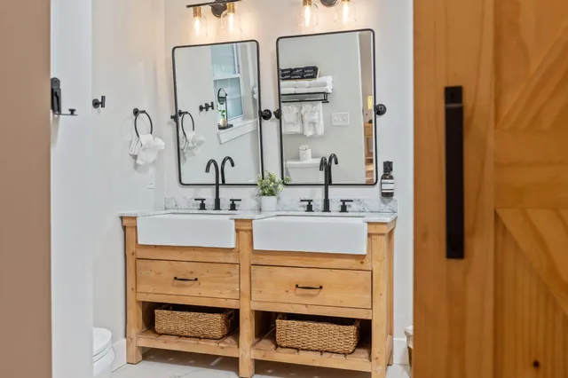 $475,000 | 342 Hollywood Boulevard Northeast, Fort Walton Beach, FL 32548