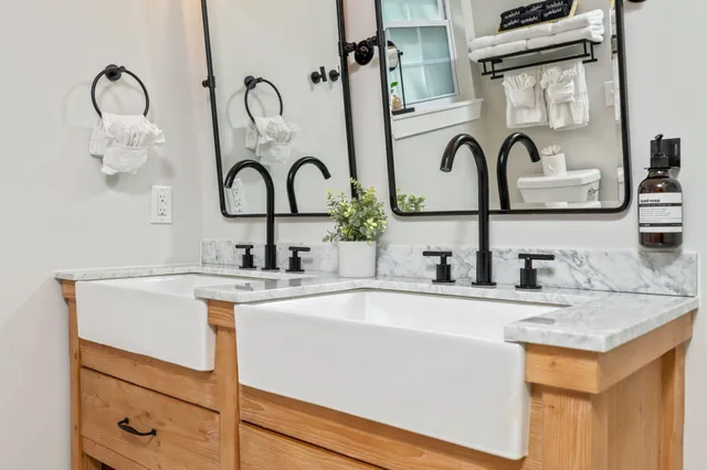 $475,000 | 342 Hollywood Boulevard Northeast, Fort Walton Beach, FL 32548