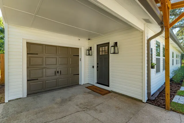 $475,000 | 342 Hollywood Boulevard Northeast, Fort Walton Beach, FL 32548