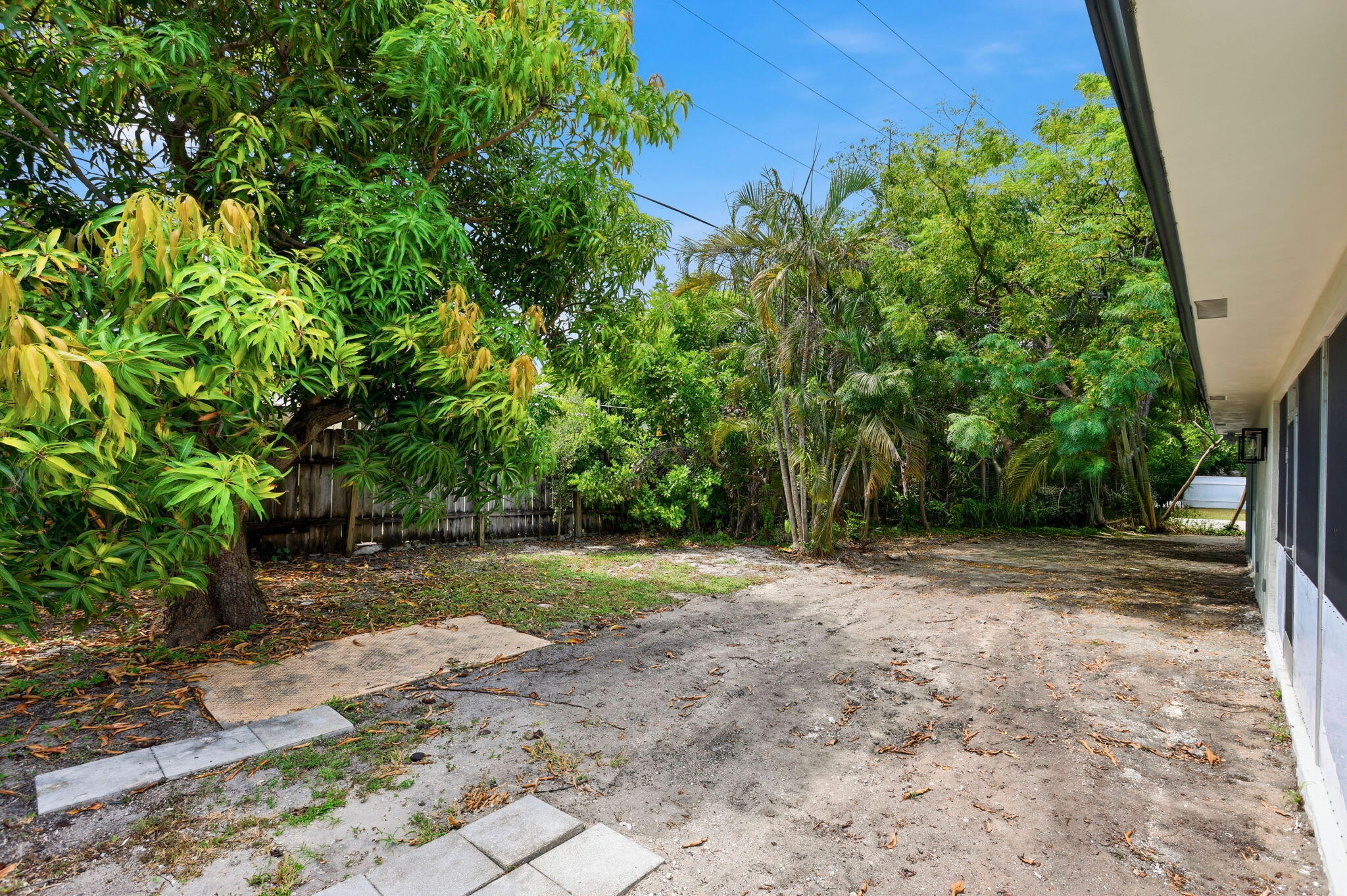 2999 Northeast 2nd Avenue Boca Raton, FL 33431 - Photo 33 of 39 39-web-or-mls-039_0E2A0433