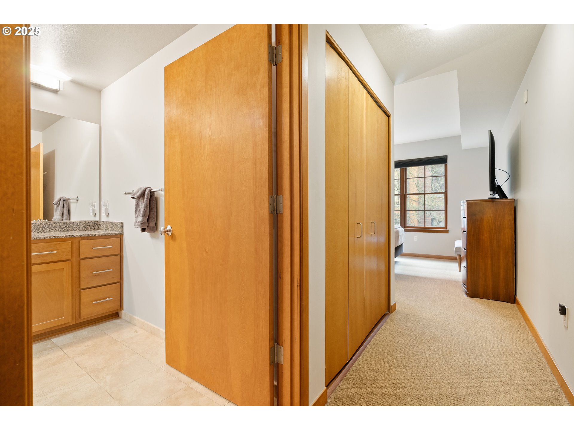 2350 Northwest Savier Street, Unit 202 Portland, OR 97210 - Photo 17 of 30