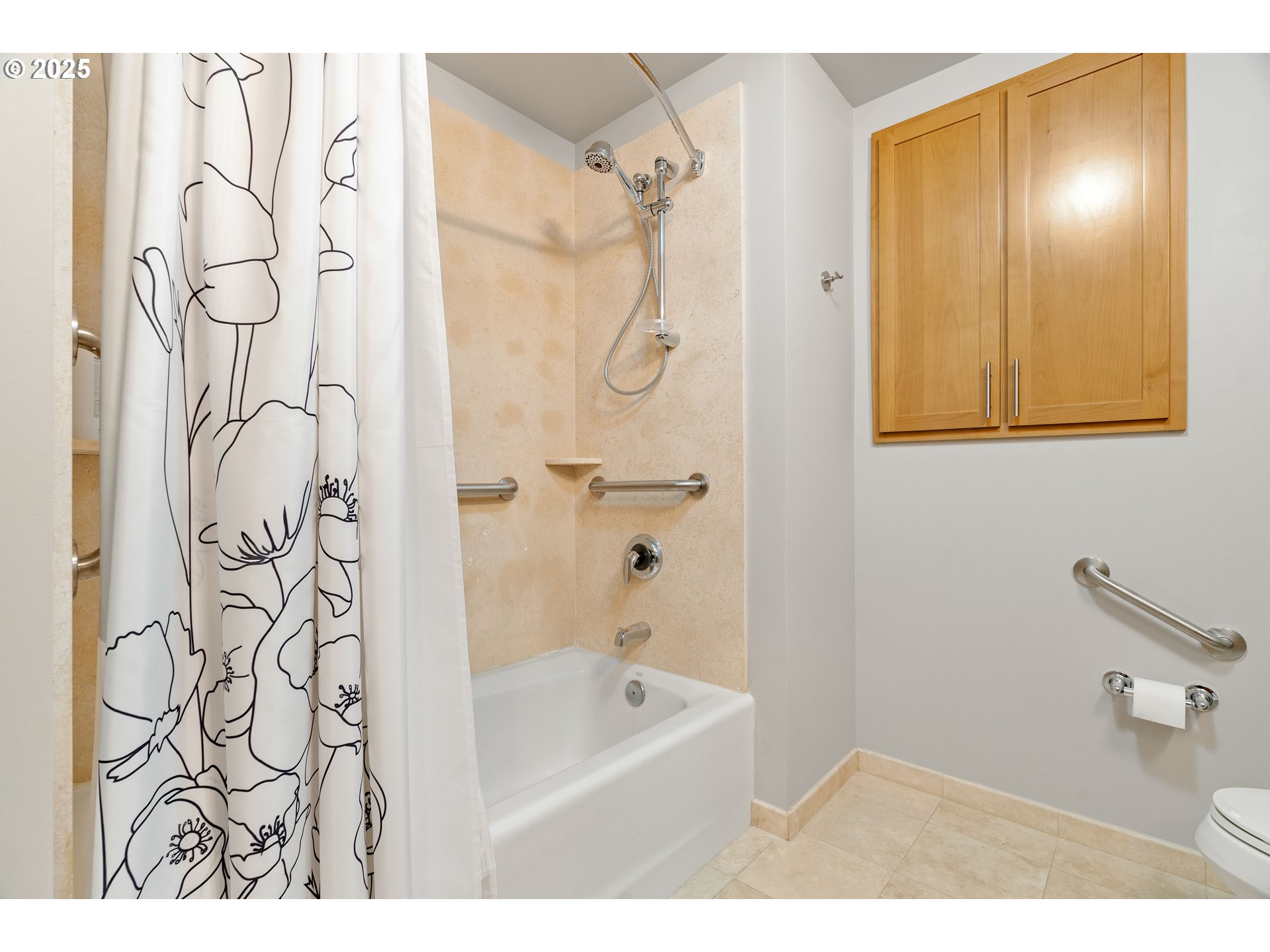 2350 Northwest Savier Street, Unit 202 Portland, OR 97210 - Photo 20 of 30 a bathroom with a bathtub and shower