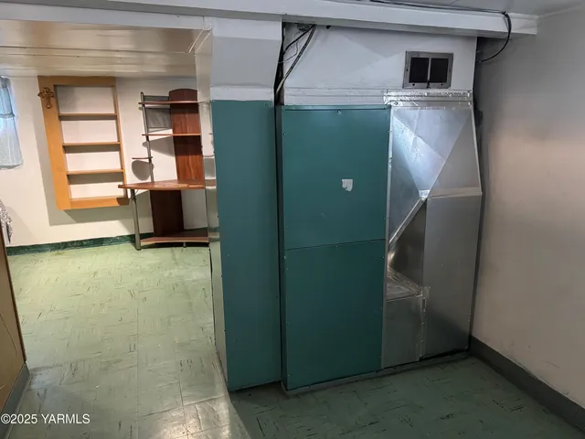 $270,000 | 206 South Date Street, Toppenish, WA 98948