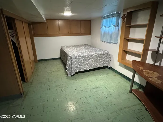 $270,000 | 206 South Date Street, Toppenish, WA 98948