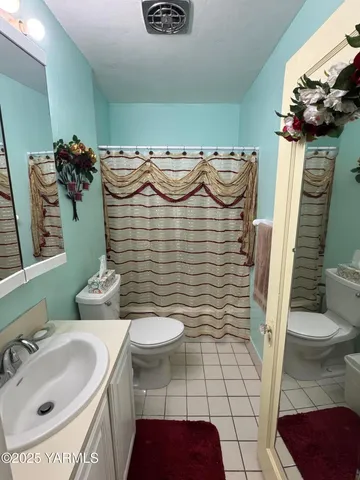 $270,000 | 206 South Date Street, Toppenish, WA 98948